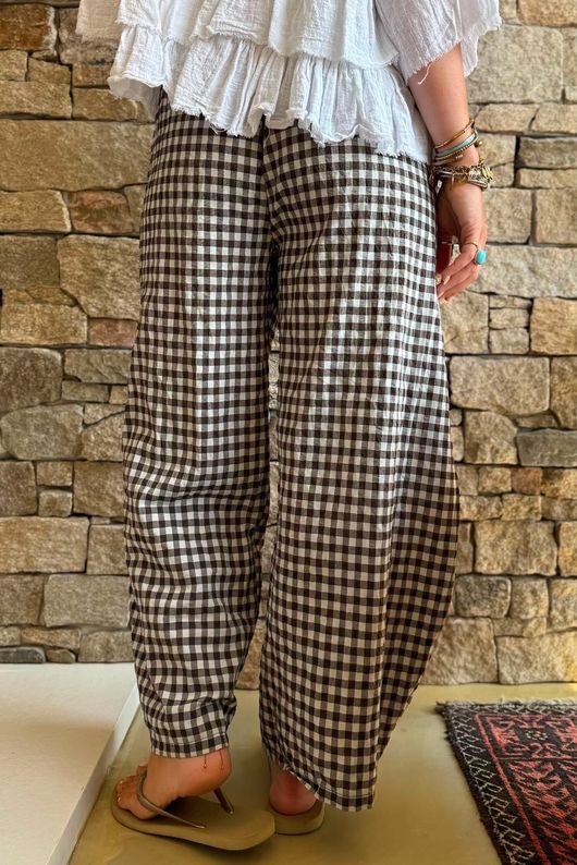 Nonni Gingham Relaxed Barrel Pant Chocolate